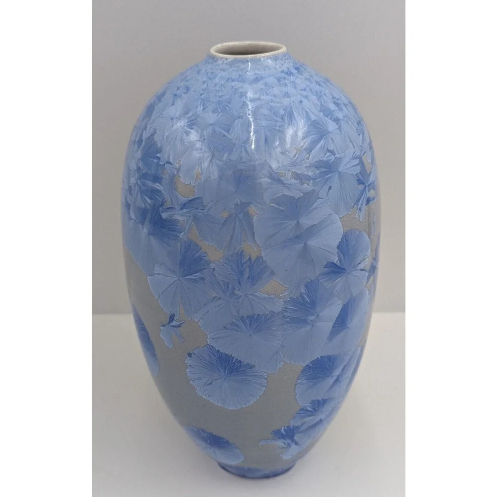 Vintage Sid Oakley Porcelain Vase in Crystalline Glaze NC Pottery 8.5